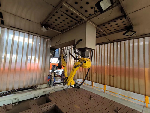 焊接機(jī)器人設(shè)備